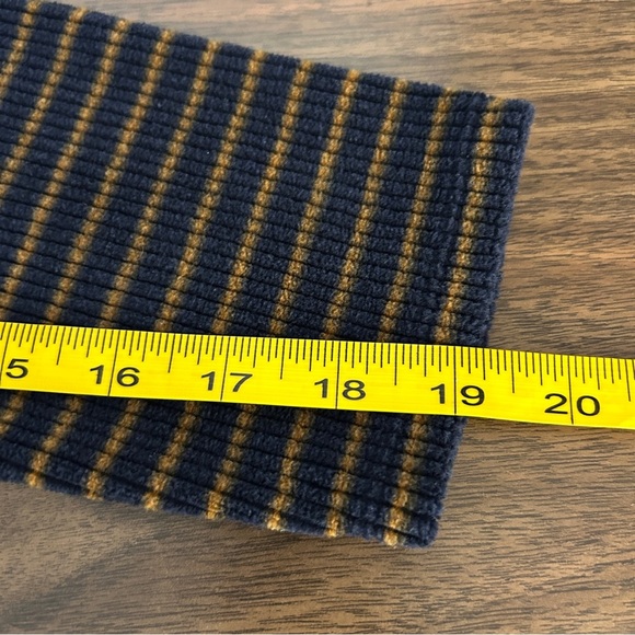 Uniqlo Navy and Tan Striped Sweater Youth 13 - Picture 9 of 9